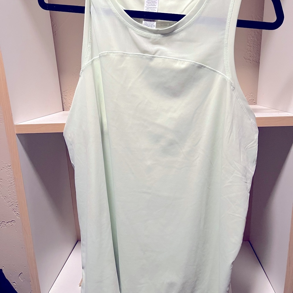 Great white sleeveless activewear tee